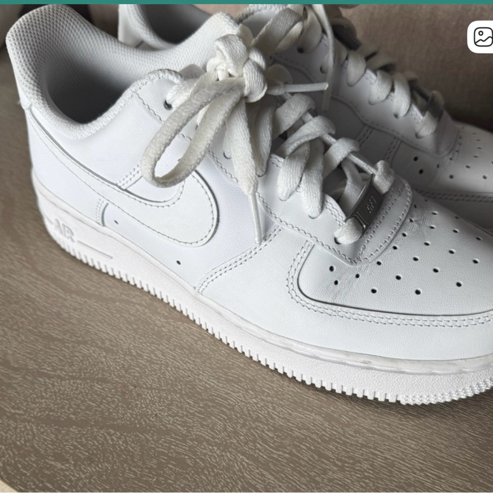 Woman White Air Force 1 - Picture 2 of 5